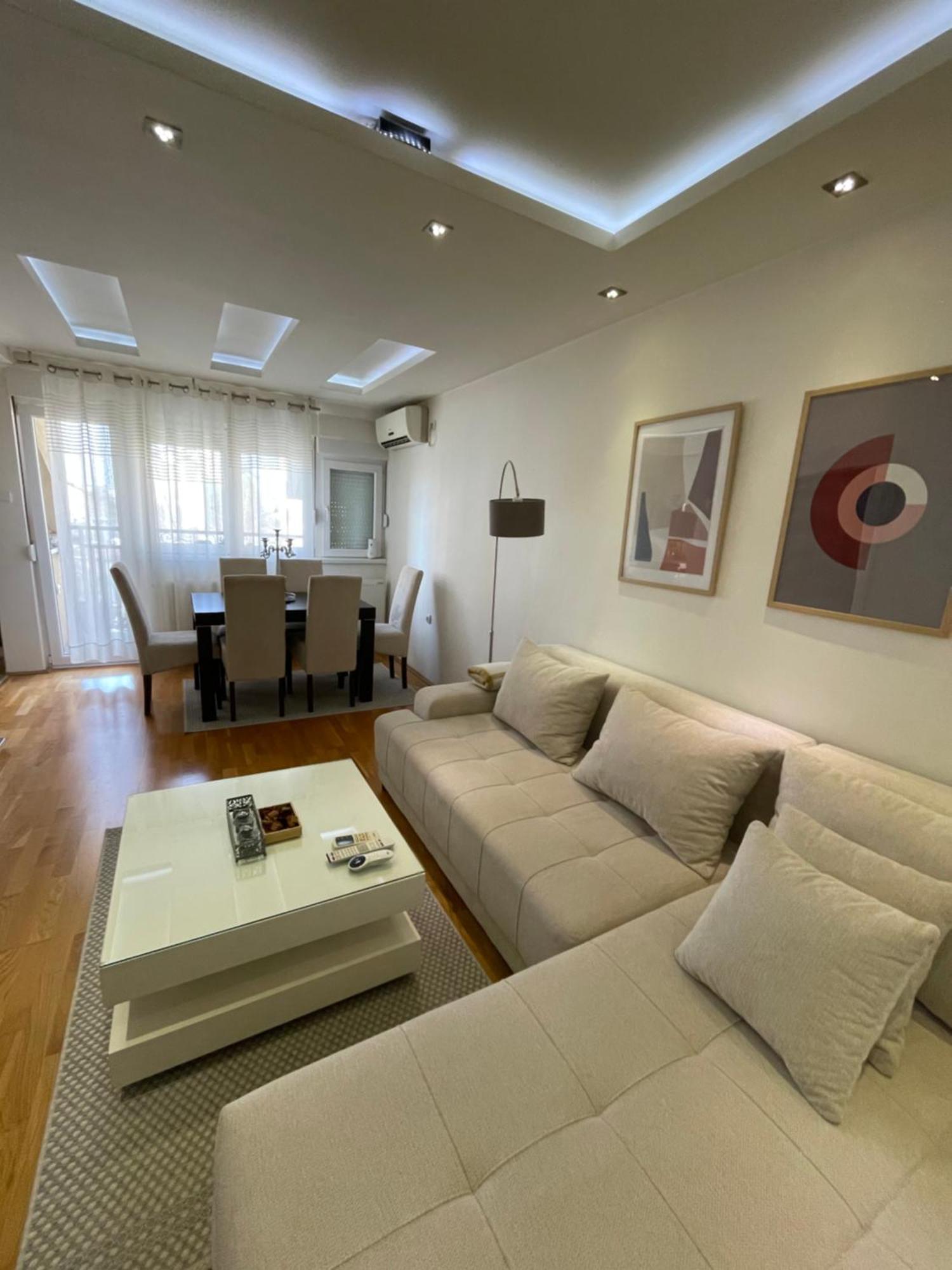 Charme Apartman Kruševac Exterior foto