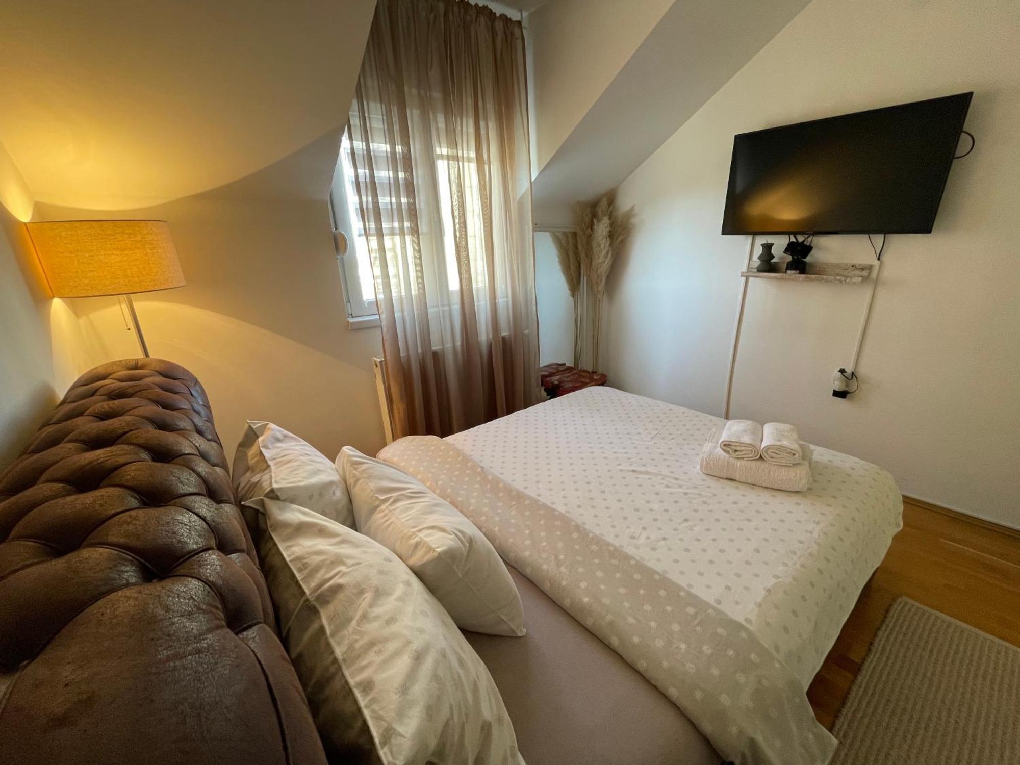 Charme Apartman Kruševac Exterior foto
